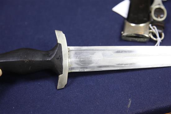 A Third Reich SS dagger with hanger, 15in.